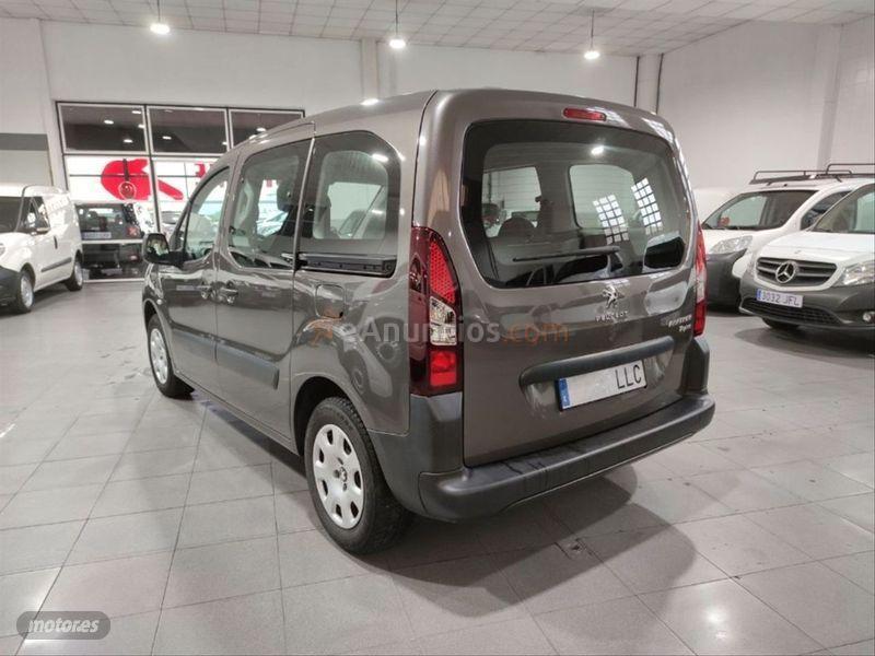 Peugeot Partner  de 2017 con 226.000 Km por 10.900 EUR. en Lugo
