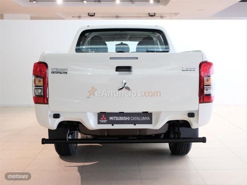 Mitsubishi L 200 DC 220 DID MPro de 2021 por 29.506 EUR. en Castellon