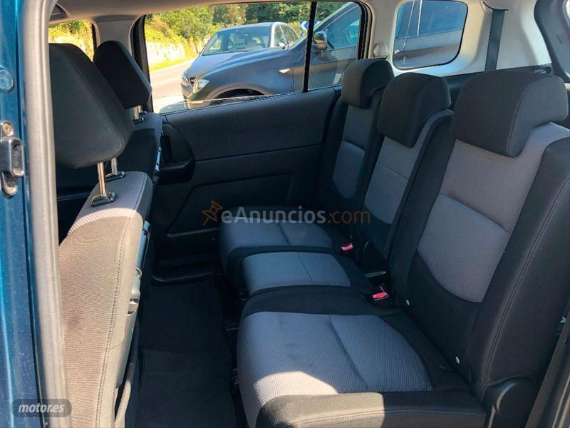 Mazda Mazda5 Active  CRTD de 2006 con 245.950 Km por 5.800 EUR. en Pontevedra