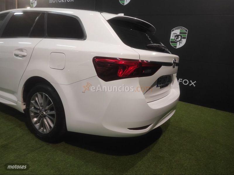 Toyota Avensis 1.6 115D ADVANCE TS de 2016 con 199.000 Km por 9.500 EUR. en Asturias