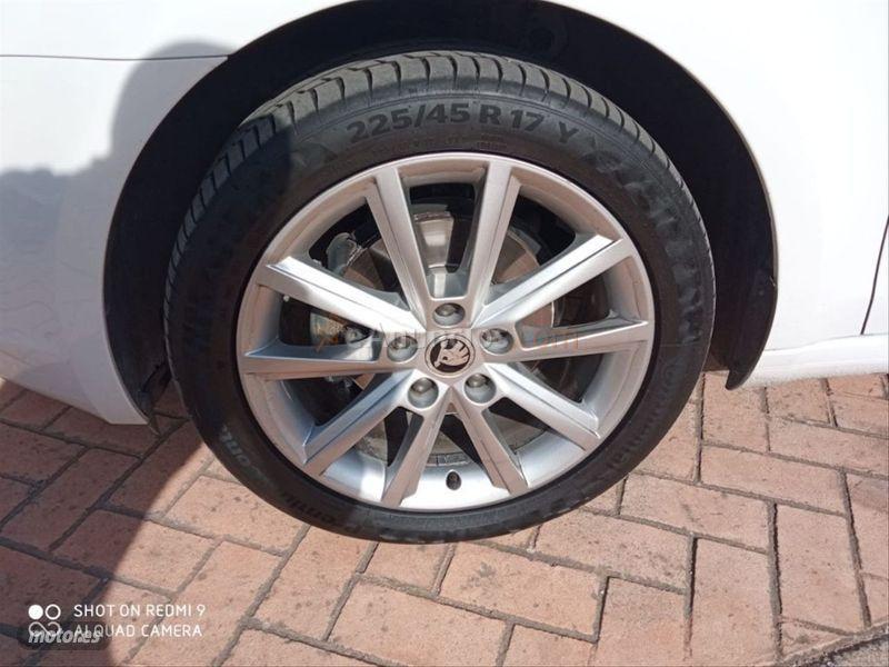 Skoda Octavia Combi 1.6 TDI 81KW 110cv Like de 2016 con 57.000 Km por 16.500 EUR. en Granada
