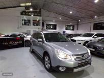 Subaru Outback 2.5i BiFuel Executive Auto de 2012 con 250.000 Km por 12.300 EUR. en Madrid