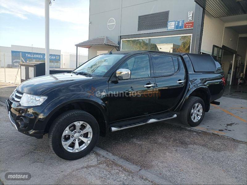 Mitsubishi L 200 DC 250 DID MPro de 2015 con 120.000 Km por 19.800 EUR. en Jaen