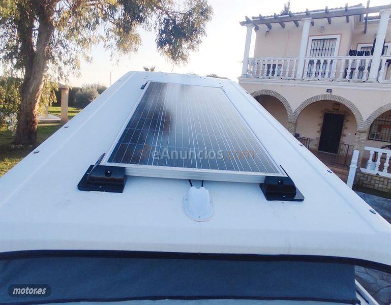 Volkswagen Caravelle Corto 2.0 TDI 102cv Trendline de 2010 con 189.065 Km por 27.999 EUR. en Sevilla