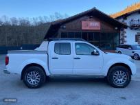 Nissan Navara 3.0 dCi 231CV LE V6 Doble Cabina 4X4 AT de 2015 con 241.000 Km por 20.500 EUR. en Navarra
