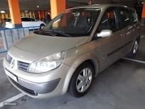Renault Grand Scenic Confort Dynamique 1.9dCi EU4 de 2006 con 219.455 Km por 2.490 EUR. en Madrid