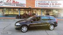 Renault Megane Grand Tour Dynamique 1.9dCi de 2008 con 238.000 Km por 3.500 EUR. en Madrid
