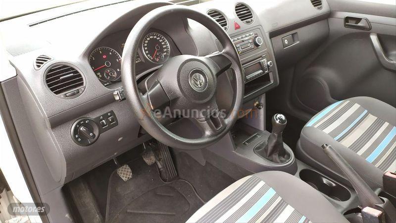 Volkswagen Caddy Kombi PRO 1.6 TDI 75cv BMT 5pl de 2014 con 160.000 Km por 9.900 EUR. en Cordoba
