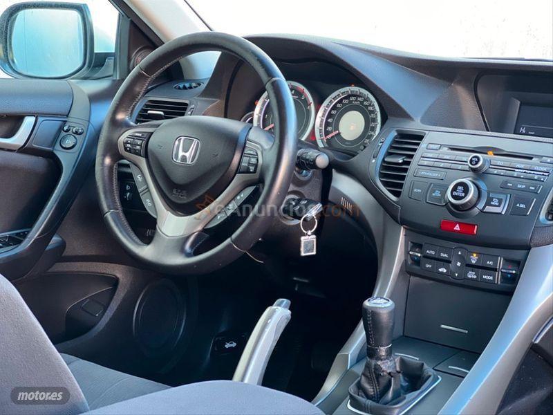 Honda Accord TOURER 2.2 iDTEC Elegance de 2009 con 179.990 Km por 8.499 EUR. en Toledo