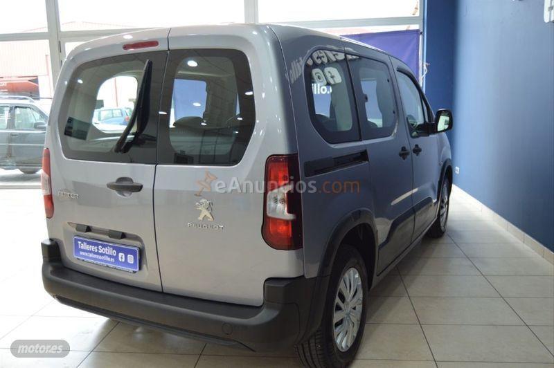 Peugeot Rifter Active Pack Standard BlueHDi 73kW de 2021 con 8.478 Km por 21.990 EUR. en Avila