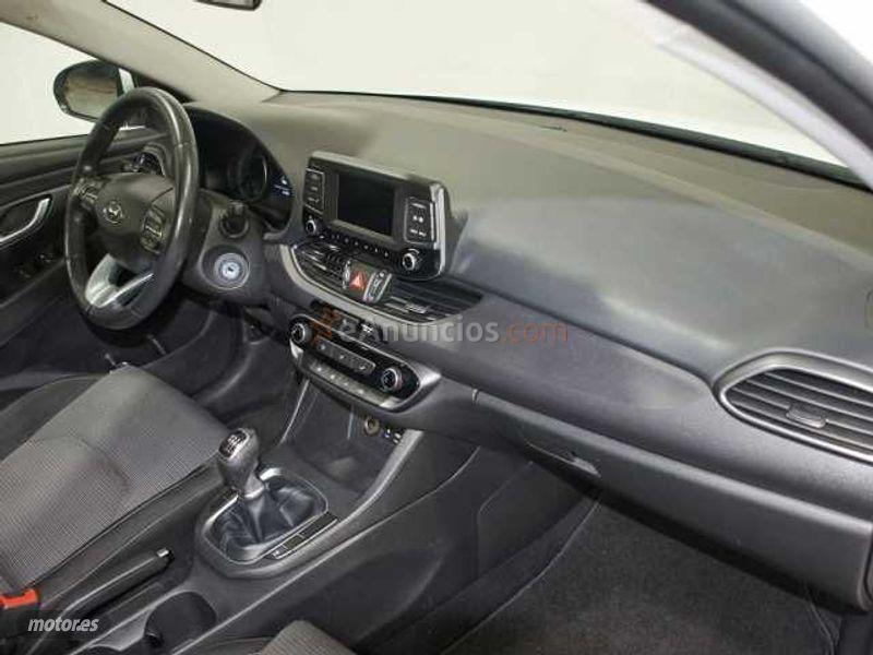 Hyundai i30 i30 1.6CRDi Klass 95 de 2017 con 167.100 Km por 11.900 EUR. en Cadiz