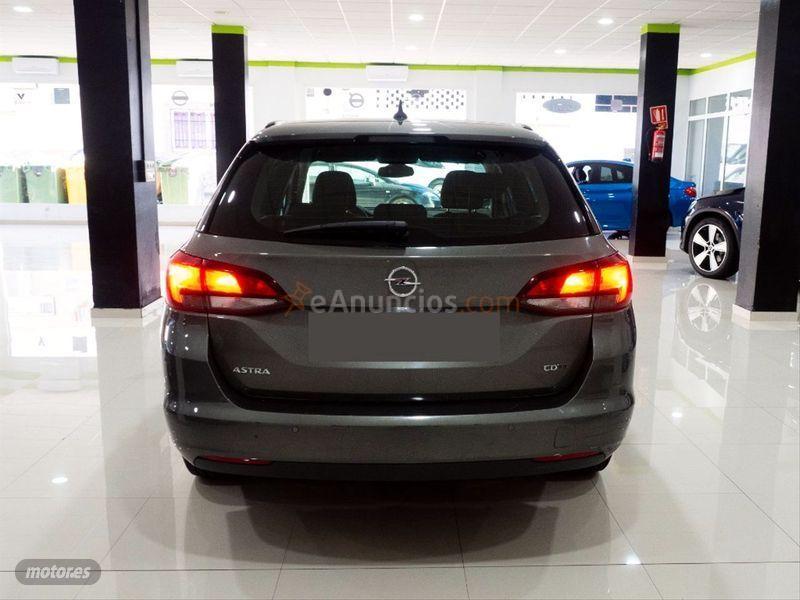 Opel Astra 1.6 CDTi 110 CV Business ST de 2016 con 124.883 Km por 9.900 EUR. en Madrid