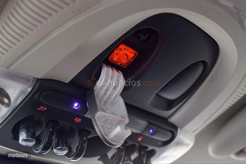 Mini Clubman COOPER de 2017 con 81.300 Km por 20.900 EUR. en Madrid