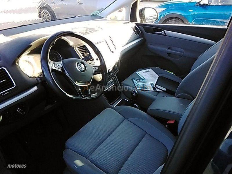 Volkswagen Sharan Advance 2.0 TDI 150CV BMT de 2016 con 159.000 Km por 18.900 EUR. en Sevilla
