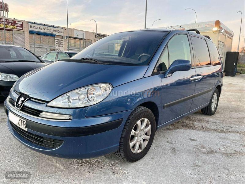 Peugeot 807 ST 2.0 HDI de 2004 con 307.278 Km por 2.999 EUR. en Madrid