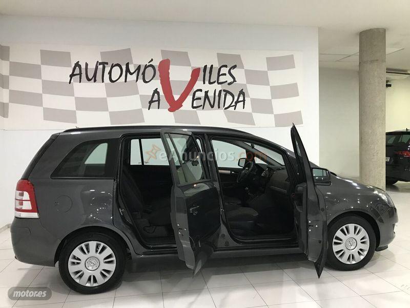 Opel Zafira 1.8 16v 140 CV Family de 2013 con 53.455 Km por 10.500 EUR. en Barcelona