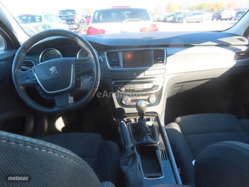 Peugeot 508 SW Active 2.0 HDI 150cv de 2016 con 185.000 Km por 10.900 EUR. en Sevilla