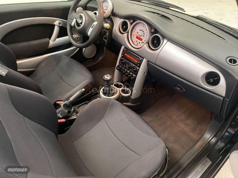 Mini Cooper One Cabrio de 2006 con 118.000 Km por 8.500 EUR. en Madrid