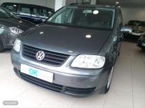 Volkswagen Touran 1.9 TDI TRENDLINE de 2003 con 207.902 Km por 3.490 EUR. en Madrid