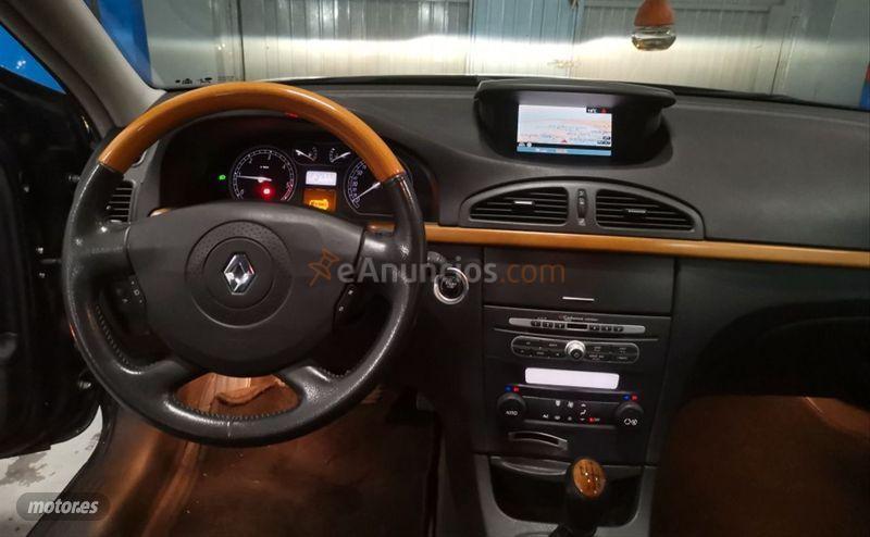 Renault Laguna GRAND TOUR PRIVILEGE 1.9DCI 120CV de 2005 con 212.000 Km por 2.890 EUR. en Madrid