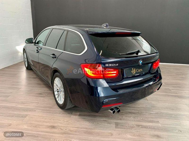 BMW Serie 3 330dA xDrive Touring de 2014 con 144.000 Km por 21.990 EUR. en Madrid
