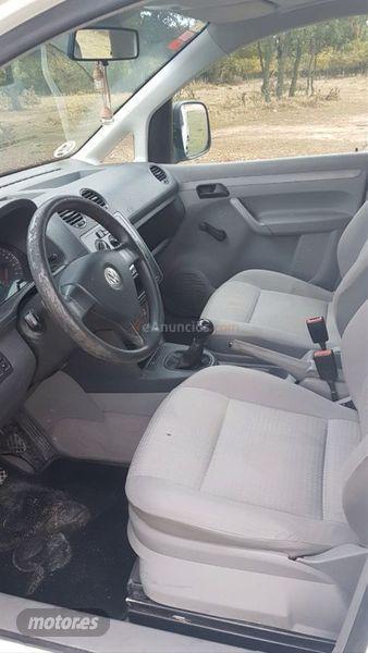 Volkswagen Caddy Kombi 1.9 TDI 75cv 7 plazas de 2007 con 290.000 Km por 4.250 EUR. en Avila