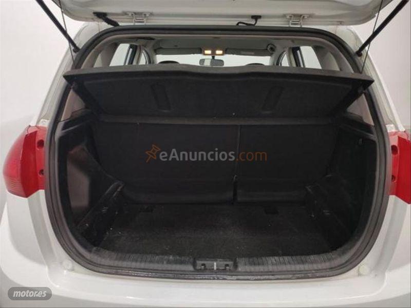 Kia Venga 1.6 CRDi VGT 115cv Drive de 2013 con 100.000 Km por 6.100 EUR. en Barcelona