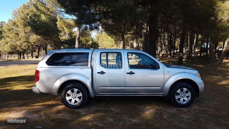 Nissan Navara 4X4 Doble Cabina LE de 2007 con 238.000 Km por 11.999 EUR. en Avila