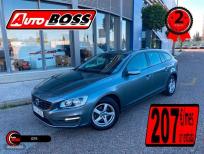 Volvo V 60 2.0 D2 Kinetic de 2016 con 86.000 Km por 15.990 EUR. en Sevilla