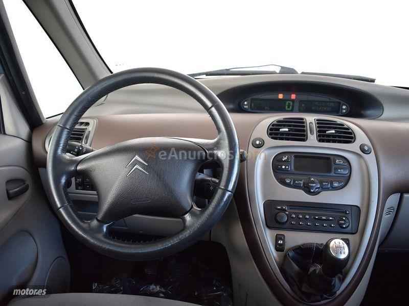Citroen Xsara Picasso 1.6 SX de 2003 con 244.526 Km por 2.750 EUR. en Salamanca