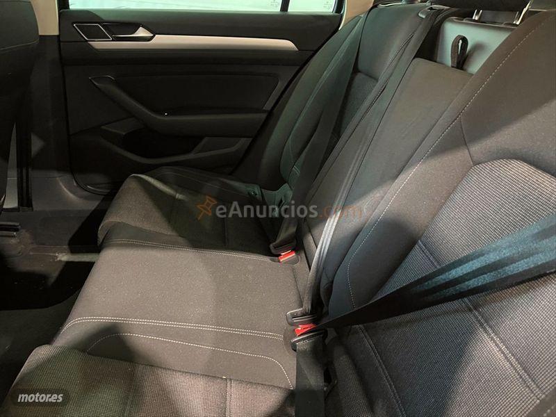 Volkswagen Passat Advance 2.0 TDI 110kW150CV DSG Variant de 2018 con 69.301 Km por 23.000 EUR. en Sevilla