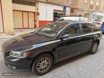 Volvo V 50 1.6D Momentum de 2005 con 199.000 Km por 4.390 EUR. en Granada