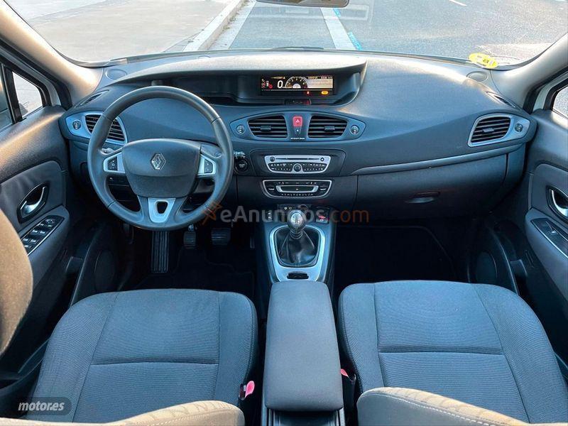 Renault Grand Scenic Dynamique dCi 110 7 plazas de 2011 con 152.000 Km por 6.800 EUR. en Barcelona