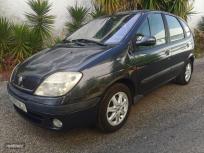 Renault Megane SCENIC PRIVILEGE 1.9DCI de 2001 con 230.000 Km por 1.600 EUR. en Sevilla