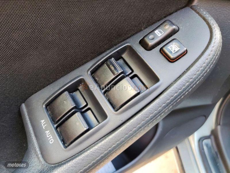 Toyota Avensis 2.0 D4D Sol Wagon de 2008 con 186.000 Km por 3.700 EUR. en Barcelona