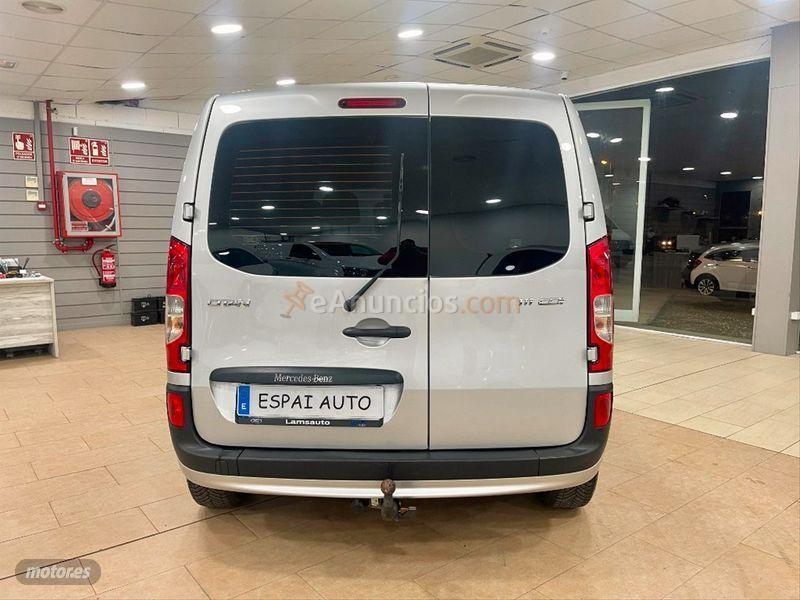 Mercedes Citan 111 CDI Tourer Prime Largo de 2015 con 180.000 Km por 10.990 EUR. en Lleida