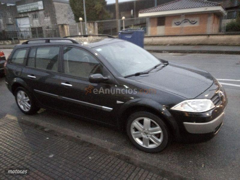 Renault Megane GRAND TOUR CONFORT AUTHENTIQUE 1.5DCI100 de 2004 con 249.000 Km por 1.900 EUR. en Asturias