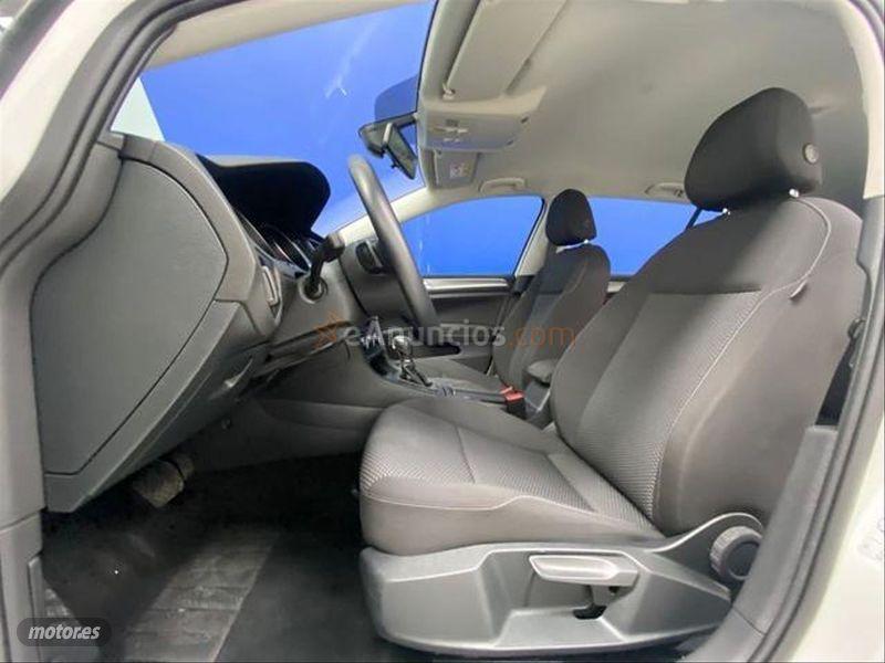 Volkswagen Golf Business  Navi 1.6 TDI 85kW DSG Variant de 2019 con 24.607 Km por 20.999 EUR. en Malaga