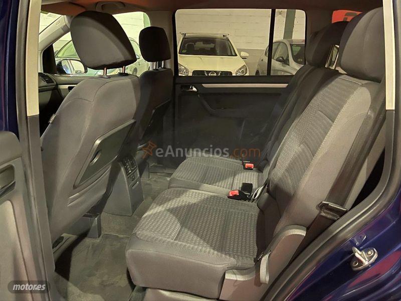 Volkswagen Touran 1.9 TDI DSG ADVANCE de 2006 con 151.000 Km por 6.499 EUR. en Cordoba