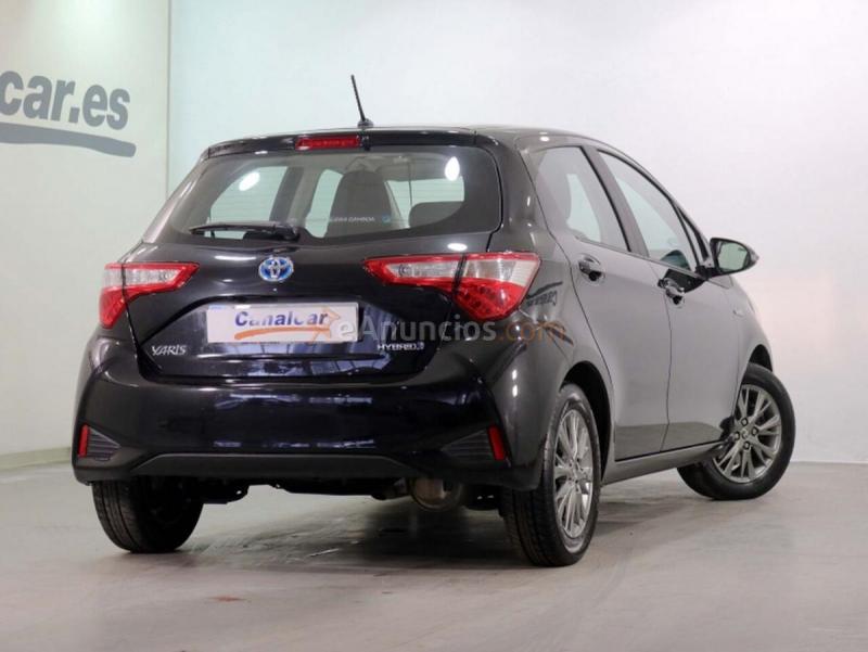 Toyota Yaris 1.0 Active 51 kW (69 CV) 