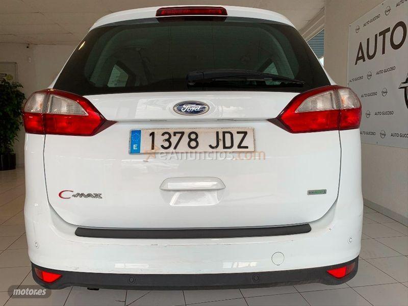 Ford Grand C-Max 1.0 EcoBoost 125CV Trend de 2015 con 102.679 Km por 10.980 EUR. en Madrid