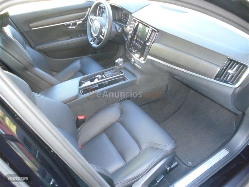 Volvo V 90 2.0 D4 AWD Auto de 2019 con 45.390 Km por 32.600 EUR. en Asturias