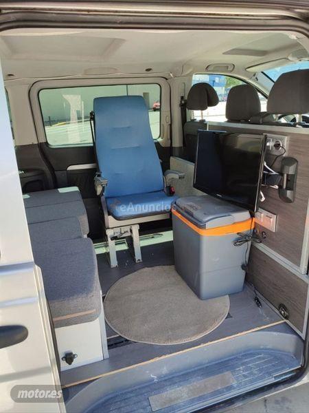 Mercedes Viano 3.0 CDI Ambiente Extralarga de 2006 con 182.000 Km por 15.900 EUR. en Sevilla