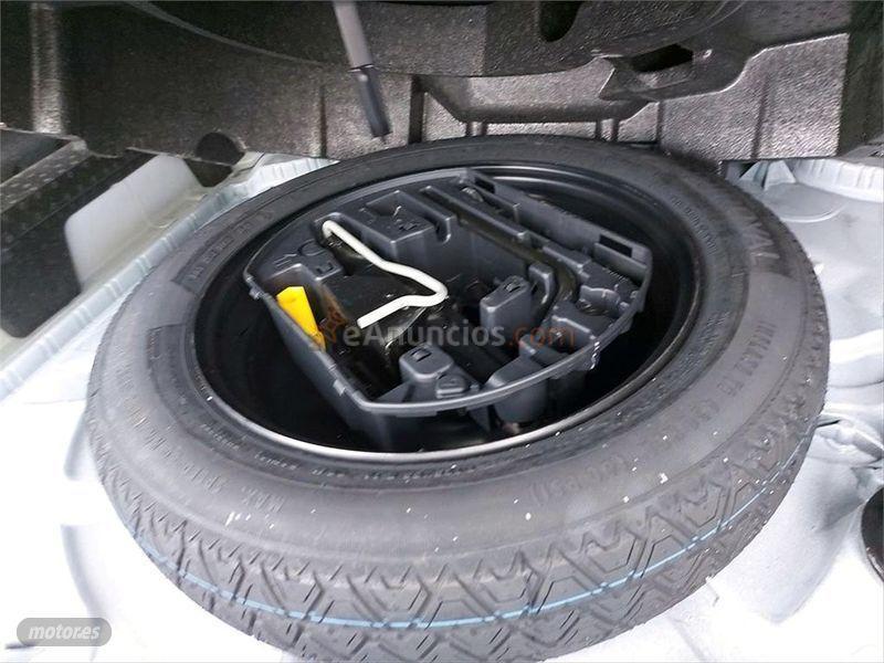 Peugeot 308 SW Active 1.6 BlueHDi 88KW 120CV de 2017 con 143.703 Km por 10.000 EUR. en Badajoz