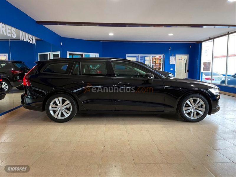 Volvo V 60 2.0 D3 Momentum Auto de 2019 con 110.000 Km por 24.950 EUR. en Ciudad Real