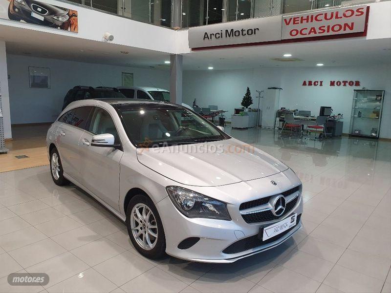 Mercedes Clase CLA CLA 200 d Shooting Brake de 2017 con 120.000 Km por 22.000 EUR. en Cadiz