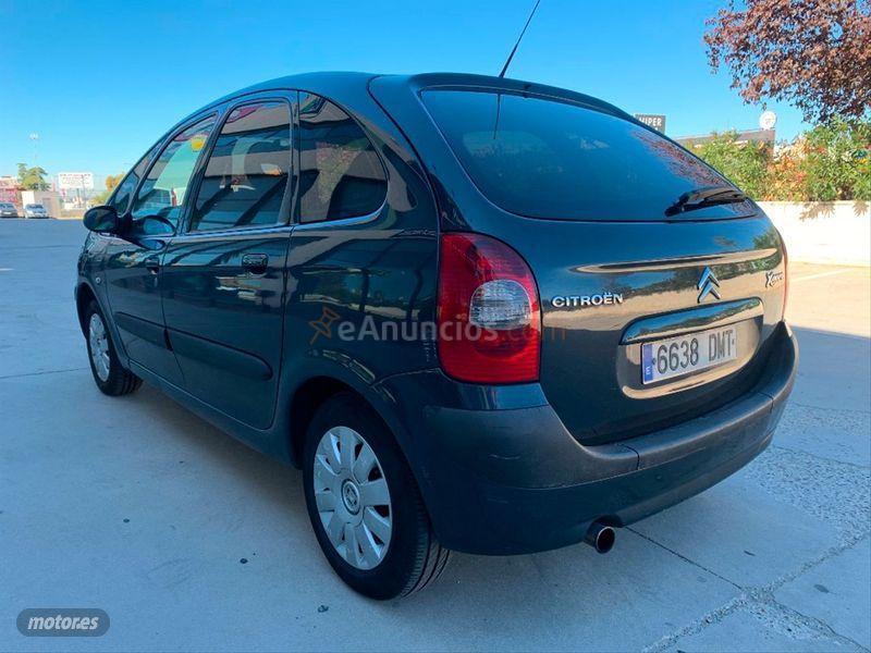 Citroen Xsara Picasso 2.0 HDI SX de 2005 con 250.000 Km por 2.180 EUR. en Madrid