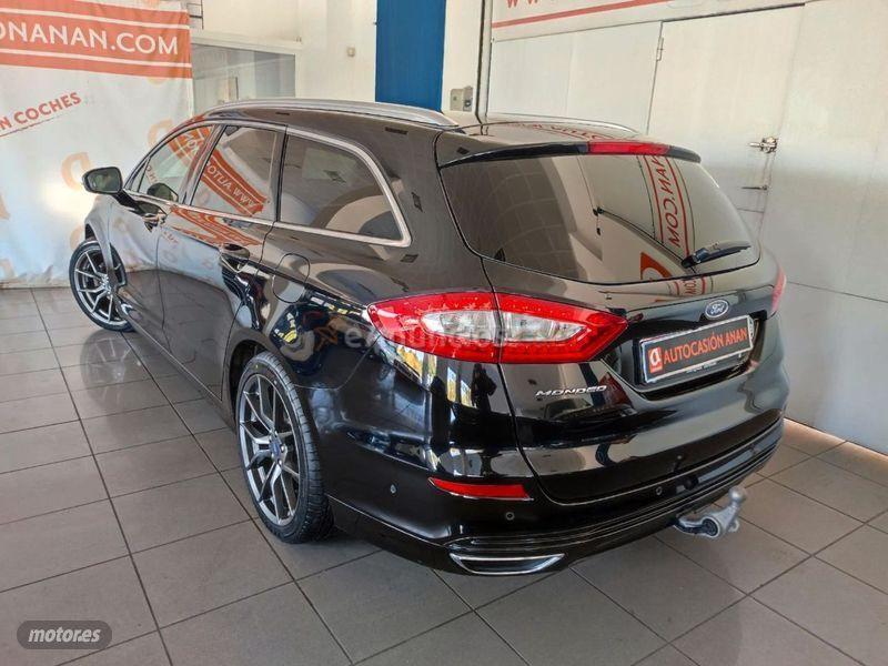 Ford Mondeo 2.0 TDCi 132kW Titanium SportBreak de 2017 con 69.990 Km por 21.990 EUR. en Madrid