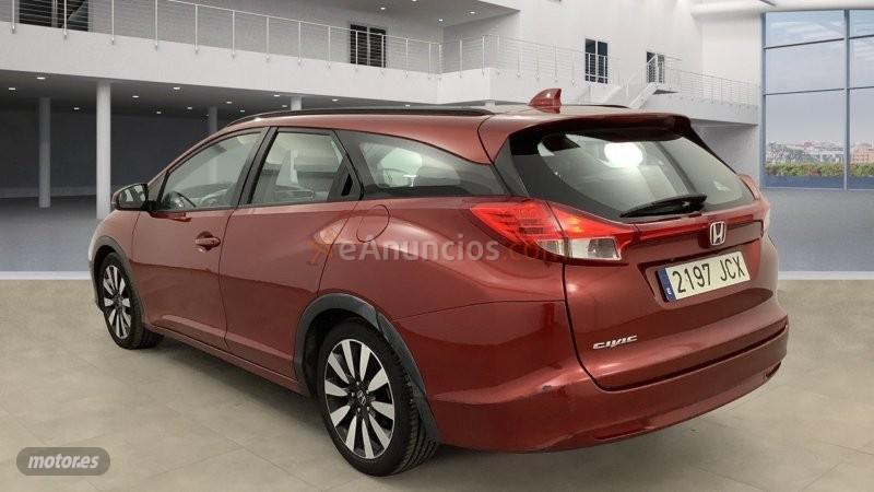 Honda Civic Tourer 1.6I-DTEC COMFORT de 2015 con 150.985 Km por 12.000 EUR. en Madrid
