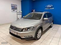Volkswagen Passat Alltrack 2.0 TDI 140cv Bluemotion Tech de 2013 con 128.461 Km por 15.900 EUR. en Sevilla